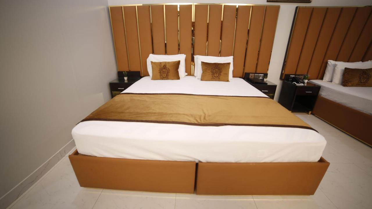 Four Squares Karachi Bed & Breakfast エクステリア 写真