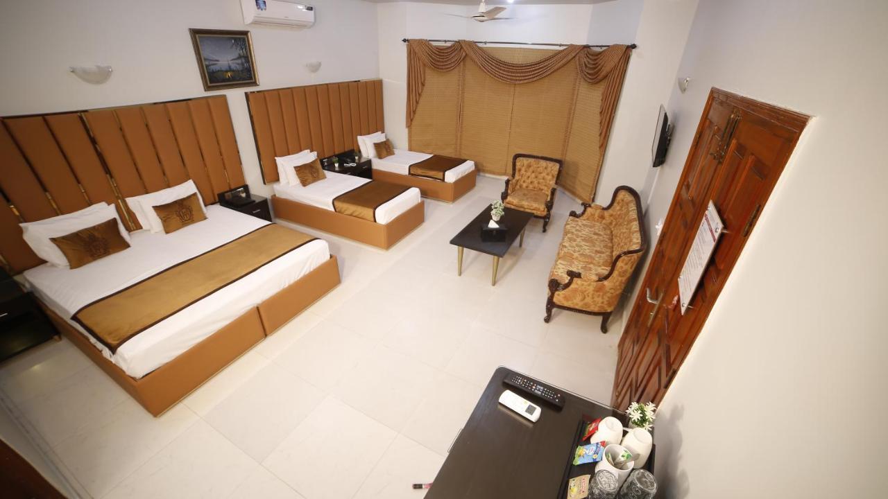 Four Squares Karachi Bed & Breakfast エクステリア 写真