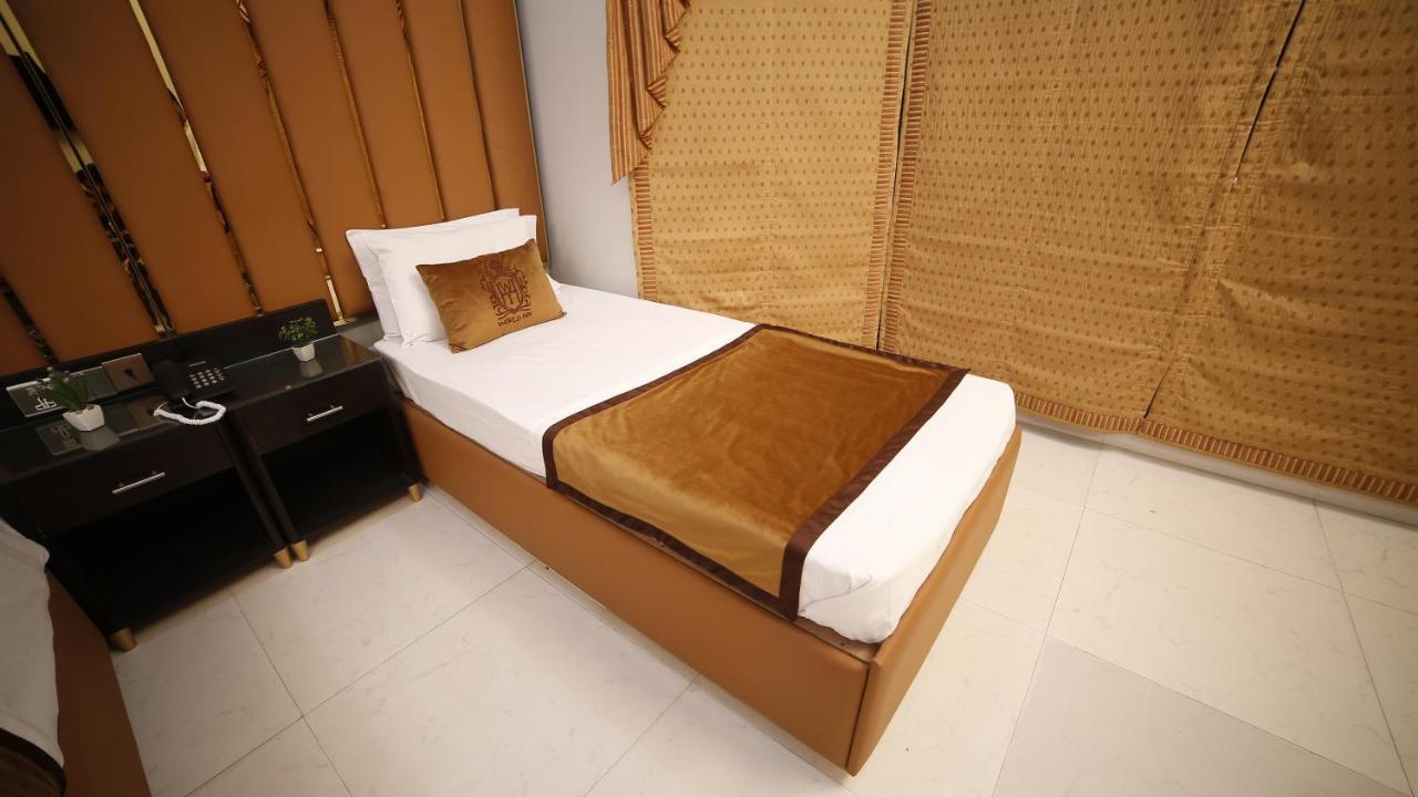 Four Squares Karachi Bed & Breakfast エクステリア 写真