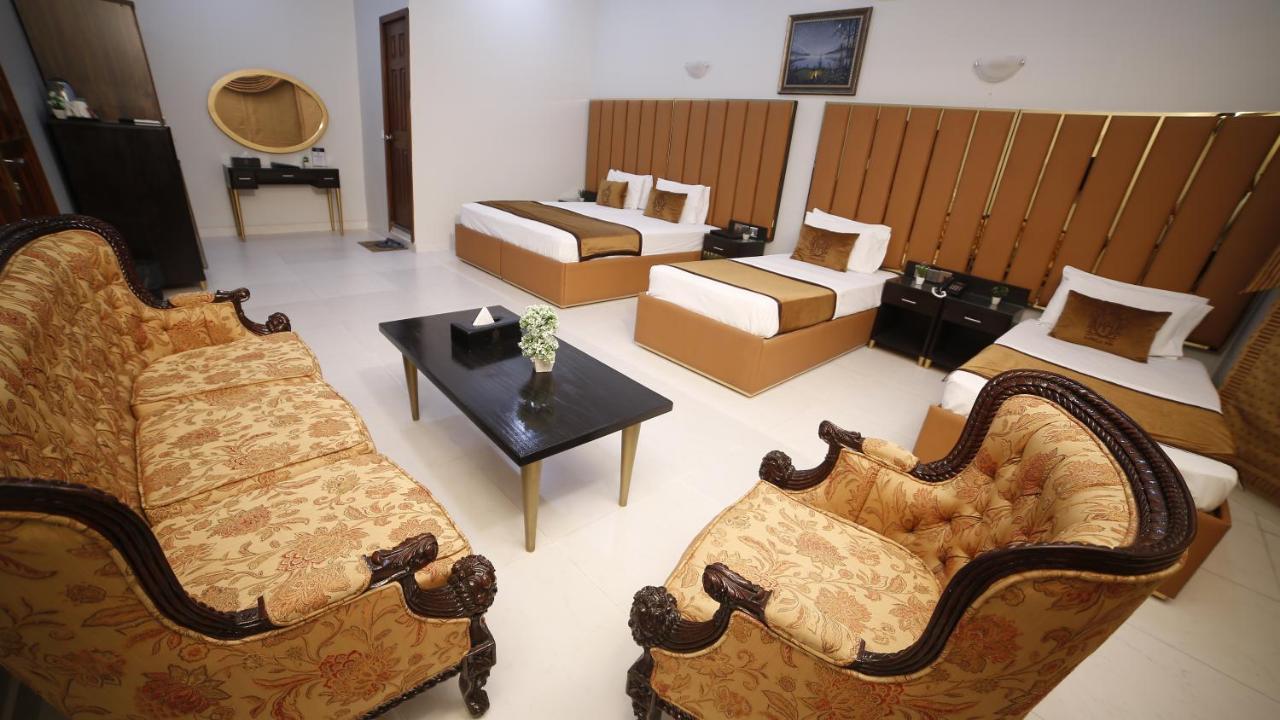Four Squares Karachi Bed & Breakfast エクステリア 写真