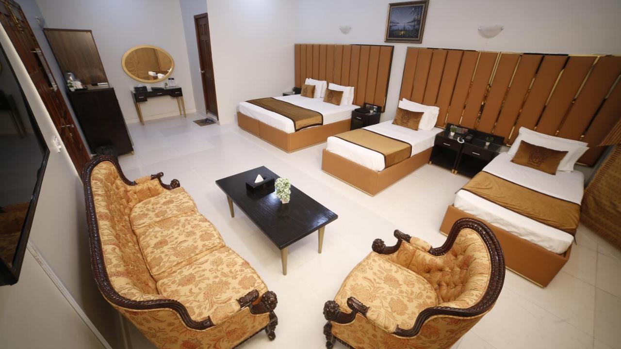 Four Squares Karachi Bed & Breakfast エクステリア 写真
