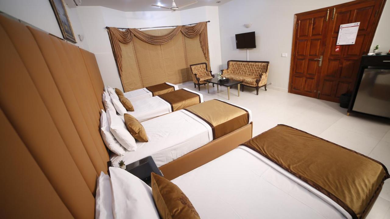Four Squares Karachi Bed & Breakfast エクステリア 写真