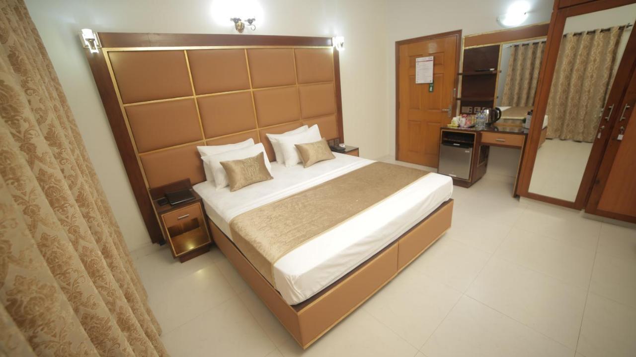 Four Squares Karachi Bed & Breakfast エクステリア 写真