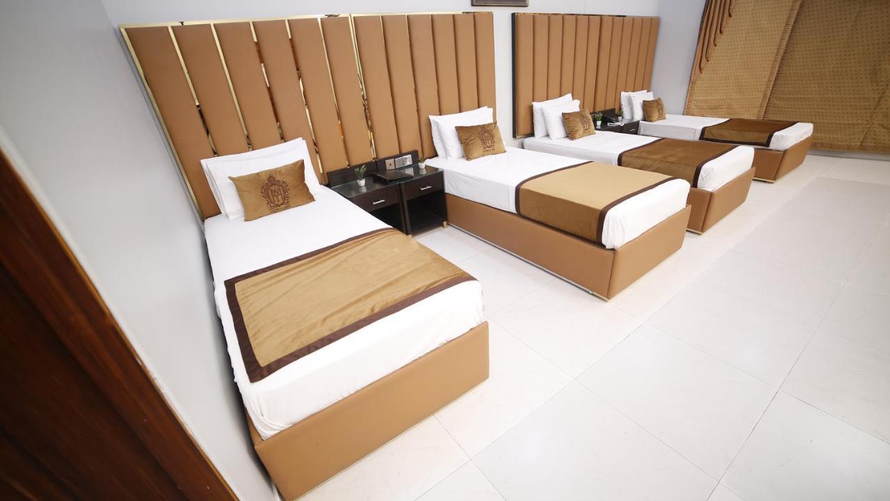 Four Squares Karachi Bed & Breakfast エクステリア 写真