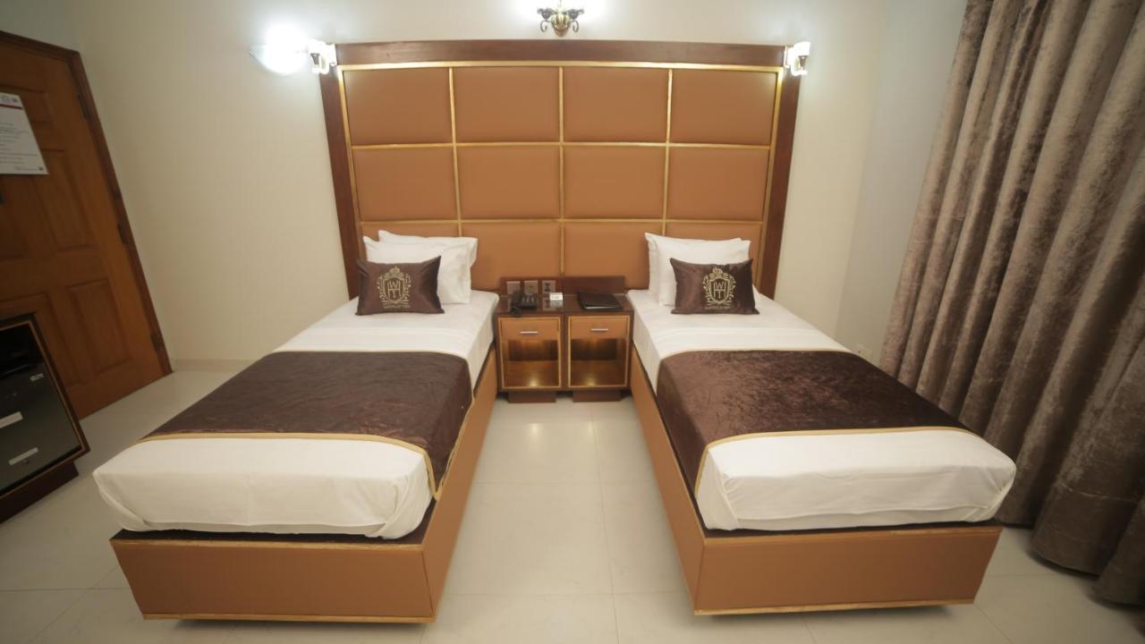 Four Squares Karachi Bed & Breakfast エクステリア 写真