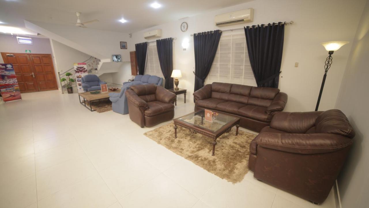 Four Squares Karachi Bed & Breakfast エクステリア 写真
